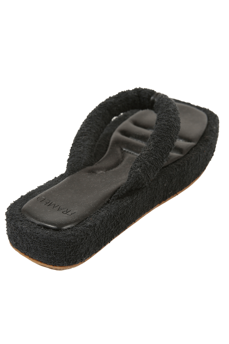 42680-PRETO-3